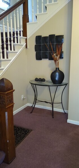 Building Photo - 488 Columbia Ave