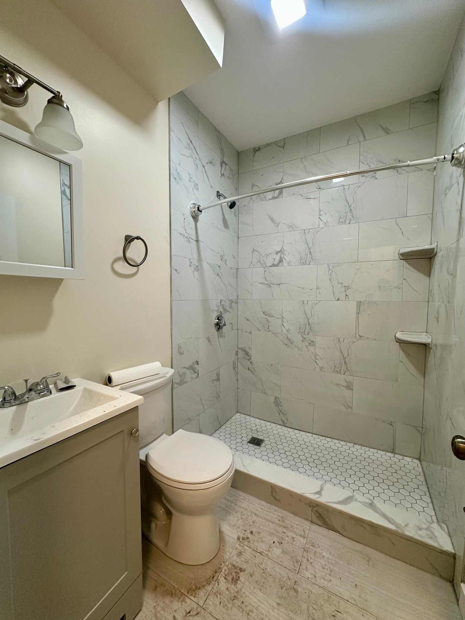 Building Photo - 18 Sawyer Ter