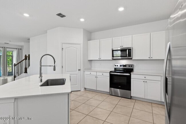 Building Photo - 45 Seaport Breeze Rd