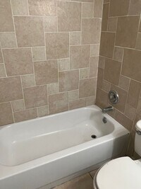 Building Photo - 3 BED 2 Bath - LOCATION