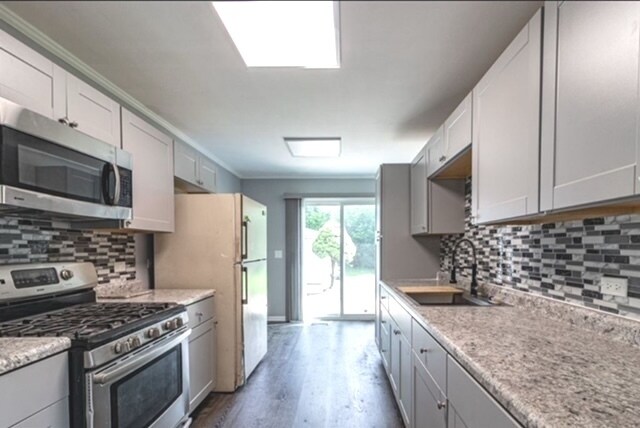 Building Photo - 725 Cumberland St