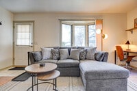 Building Photo - 5123 University Ave