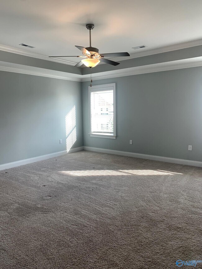 Building Photo - 22883 Ledges Dr