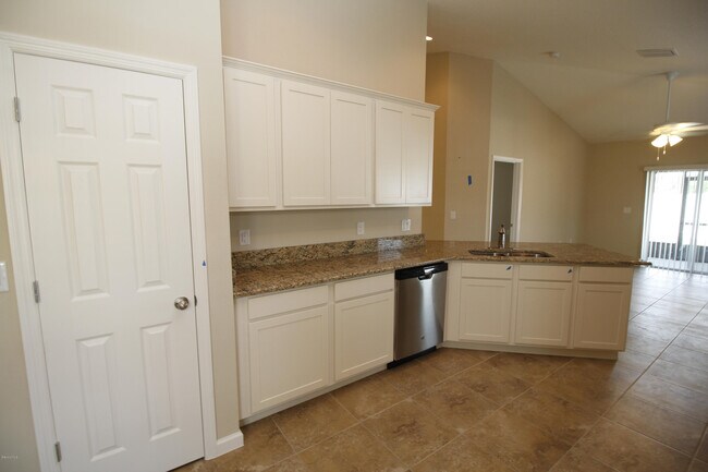 Building Photo - 2207 Attilburgh Blvd
