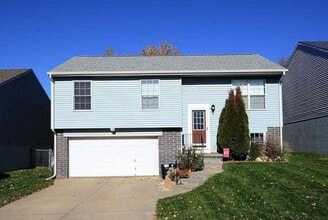 Building Photo - 7884 Redick Ave