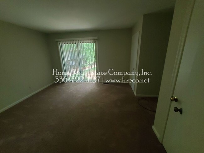 Building Photo - 1437 Brookwood Dr