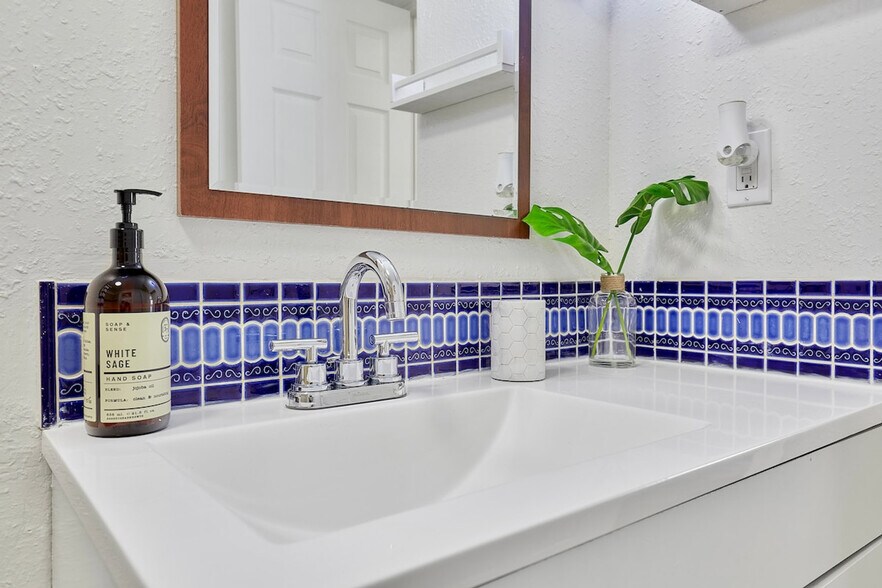 Building Photo - 629 212th St SW