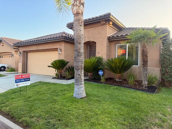 Primary Photo - Single Story 3 bed home with office for Re...