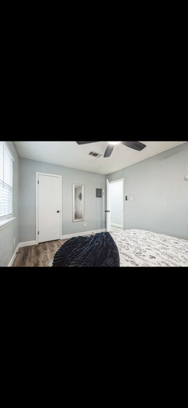 Building Photo - 3004 Matador Dr