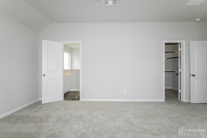 Building Photo - 3465 Wooded Ln