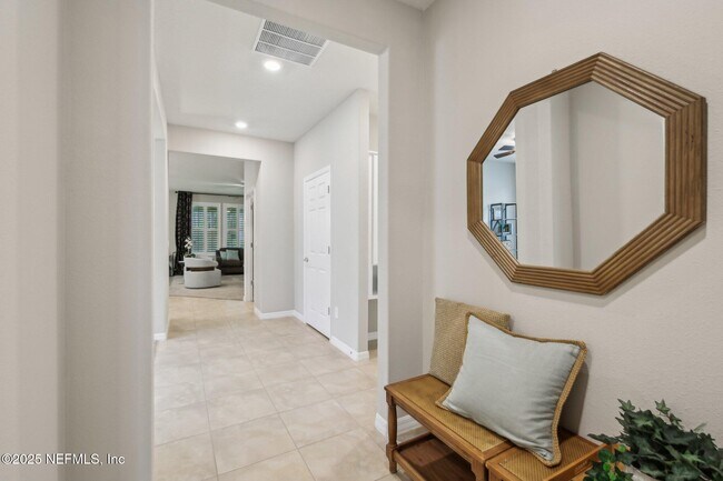 Building Photo - 102 Havencrest Ave