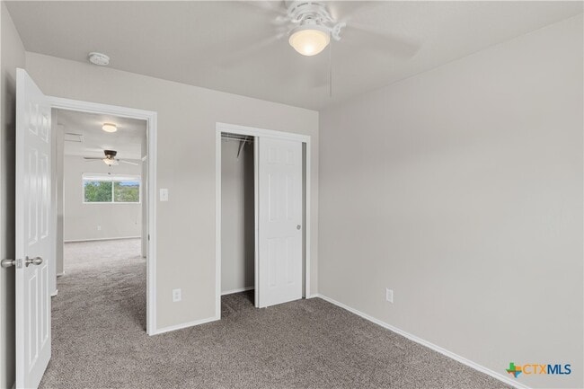 Building Photo - 25513 Gold Yarrow