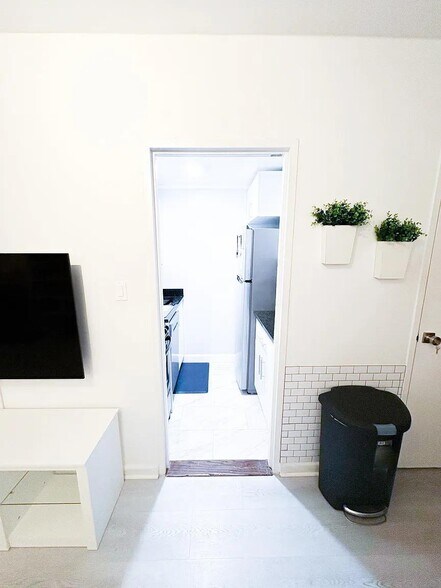 Building Photo - 2141 I St NW