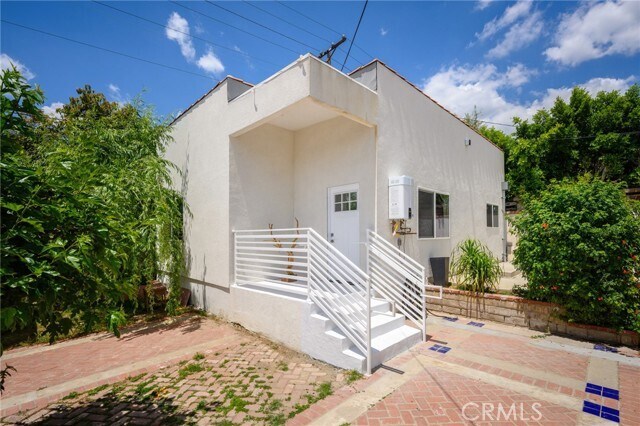 Primary Photo - 1437 Ardmore Ave
