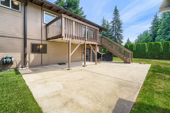 Building Photo - 4bd/2.75ba Renton Home