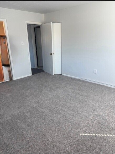 Building Photo - 812 Brook Hill Rd