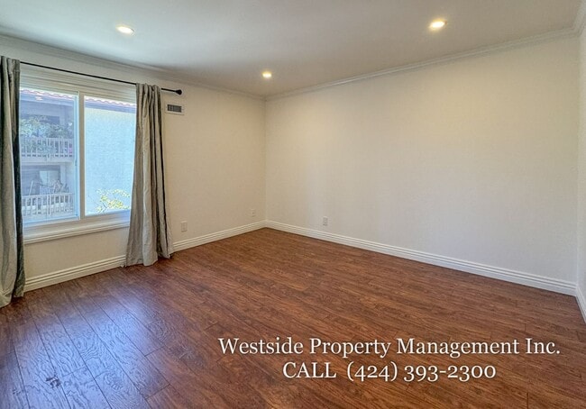 Building Photo - 8163 Redlands St