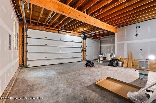 Building Photo - 523 Meyer St