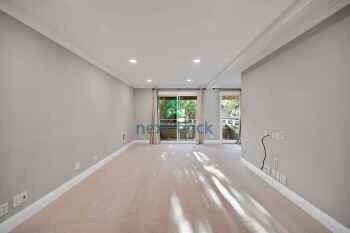 Building Photo - Beautiful home with 2 beds, 1 baths for rent Live in the Heart of Bellevue!