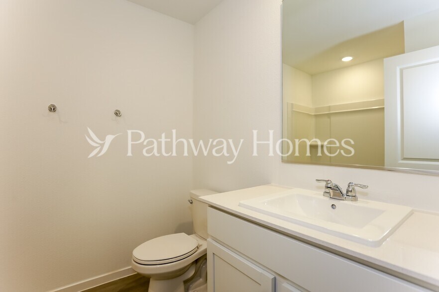Building Photo - 1533 Lanner Mdws Ln