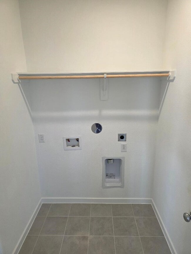 Building Photo - 18218 Hibiscus Crescent Ln