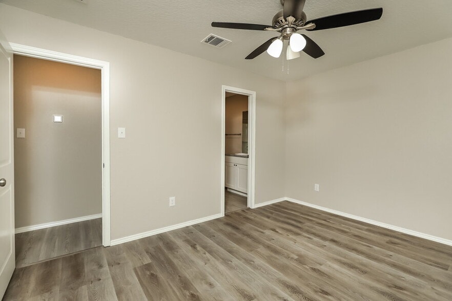 Building Photo - 10714 Giacconi Dr