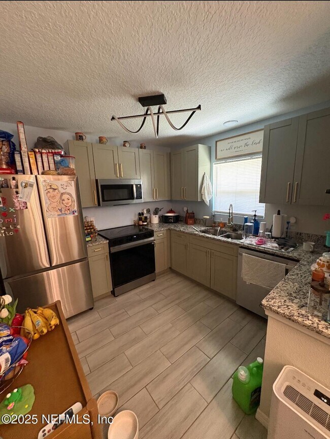 Building Photo - 1214 Brinkley Ct