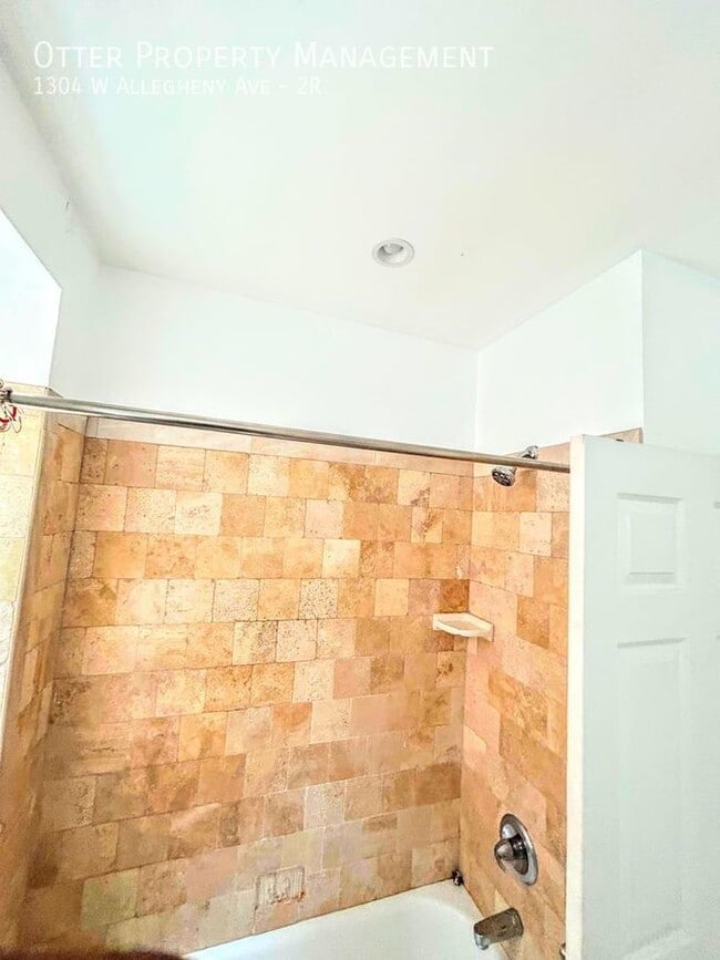 Building Photo - 1304 W Allegheny Ave