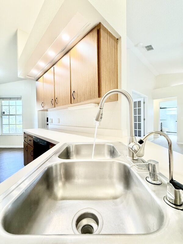 Building Photo - 2610 Sundance Ct