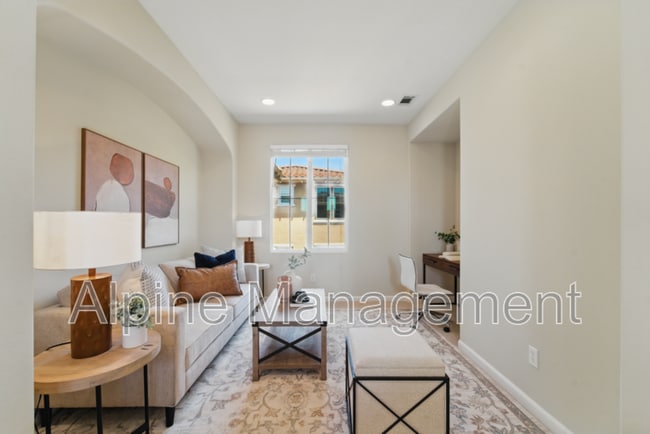 Building Photo - 5109 Campion Dr