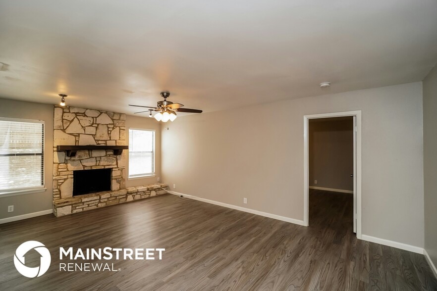 Building Photo - 10218 Grand Mdw Dr