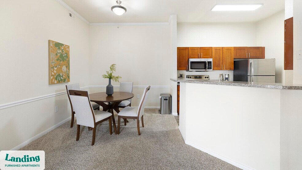 Building Photo - 901 Lakeside Cir