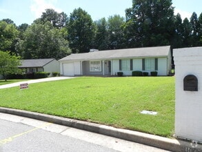 Building Photo - 10360 Plantation Bridge Dr