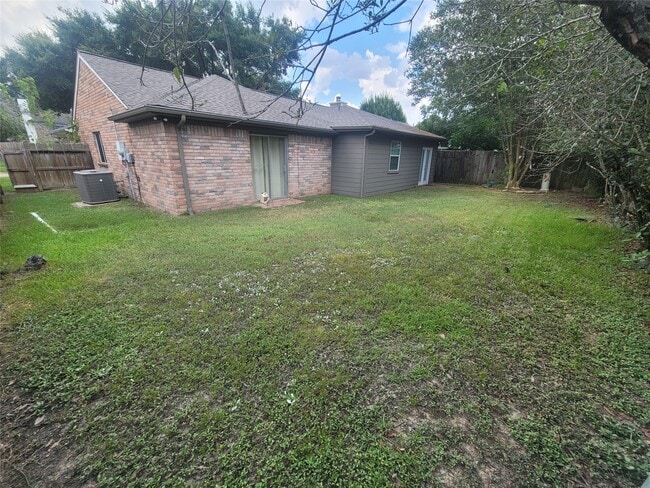 Building Photo - 22715 Braken Manor Ln