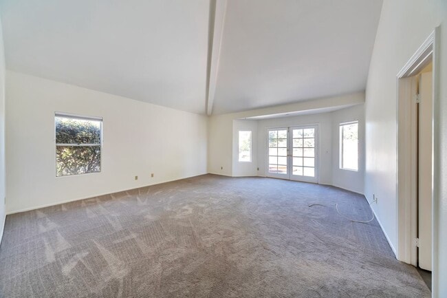 Building Photo - 3203 Montagne Way
