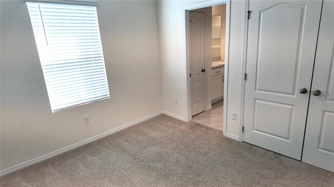 Building Photo - 1241 Yellow Finch Dr