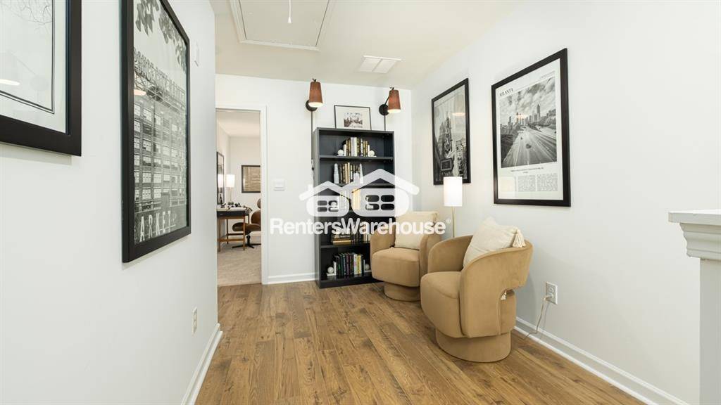 Building Photo - 1392 Grove Park Pl NW