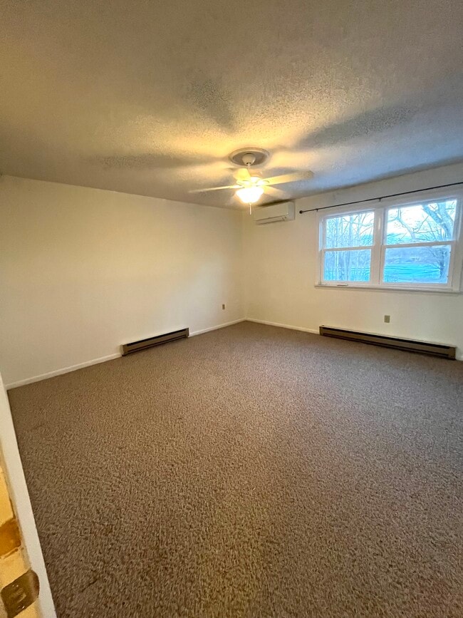 Building Photo - 41C White Farms Rd