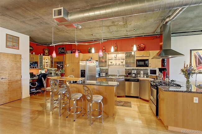 Kitchen - 1401 Wewatta St