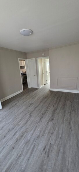 Living Room & Dining Room - 811 Stoll St