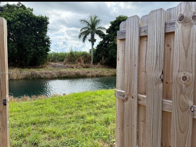 Building Photo - 29278 SW 163rd Ct