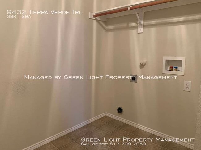 Building Photo - 9432 Tierra Verde Dr