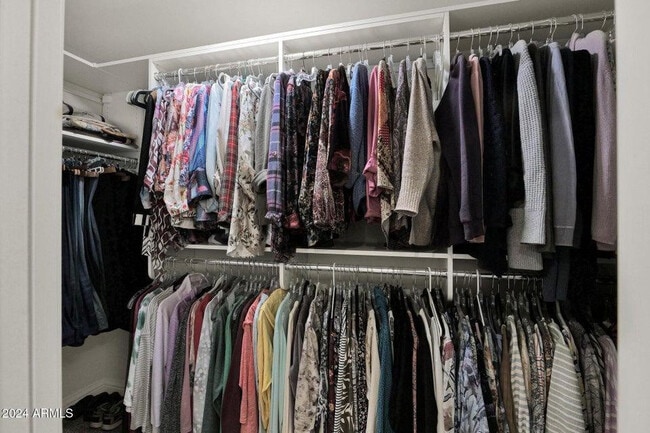 Building Photo - 4883 N Granite Reef Rd