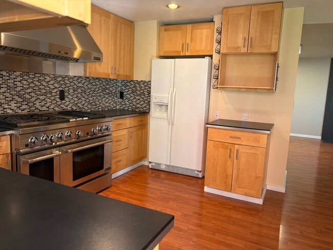 Building Photo - Modern Montavilla Living with Updated Finishes Bright & Spacious SE Portland Home Near Mt. Tabor ...