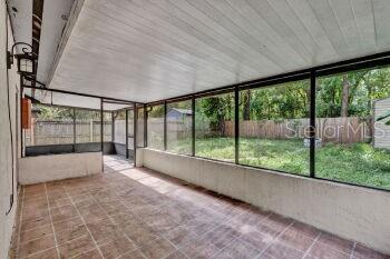 Building Photo - 5340 Old Oak Tree Dr