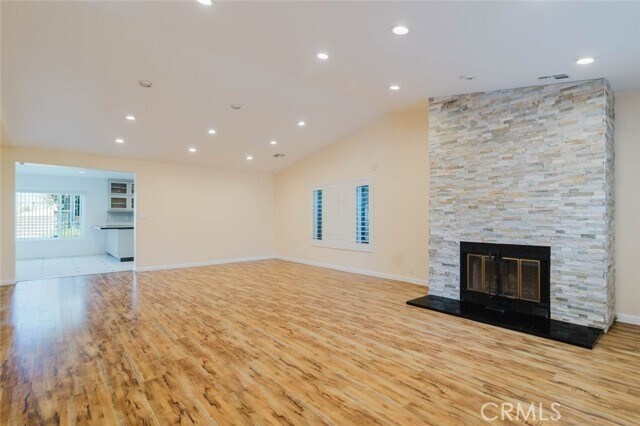 Building Photo - 7305 Verdugo Crestline Dr