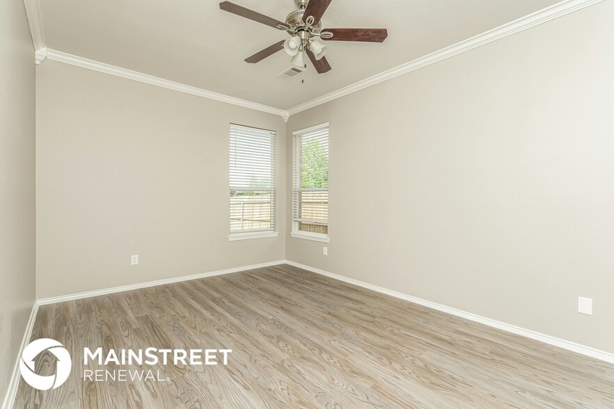 Building Photo - 804 Sheryn Dr