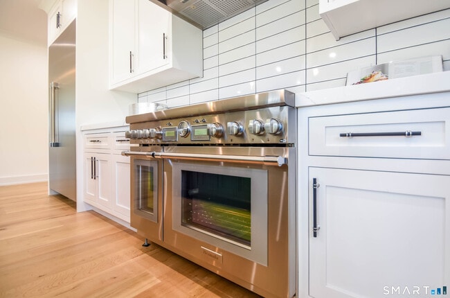 Building Photo - 345 Reef Rd