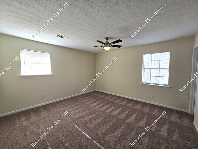 Building Photo - 3948 Ferncliff Rd SW