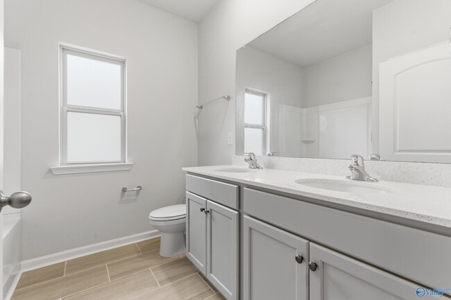 Building Photo - 6576 Jacaranda Dr NW